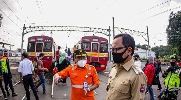 Stasiun Kembali Padat, Bima Arya Minta Pemprov DKI Intervensi Pengaturan Jam Kerja