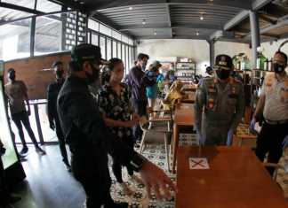 Tinjau protokol Kesehatan Rumah Makan, Bima Arya: Kalau Terus Abai, Kami Tutup!